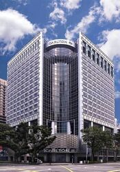 Carlton Hotel (D7), Retail #639840021